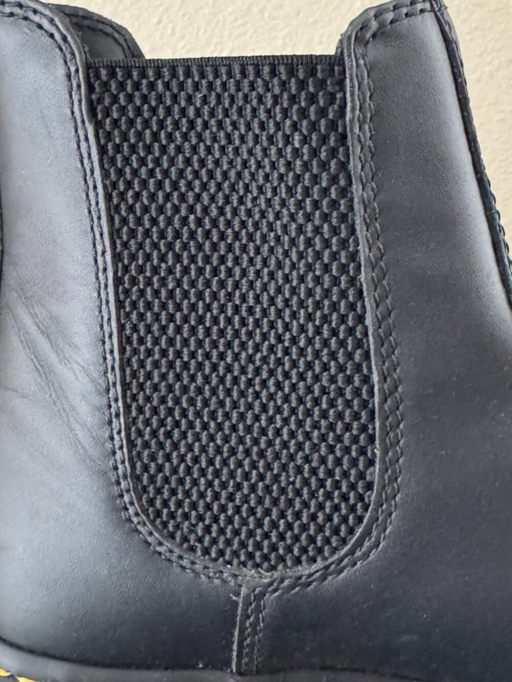 Dr. Martens Yellow Stitch Smooth Leather Chelsea Boots 2976 Size 10 - Picture 12 of 15